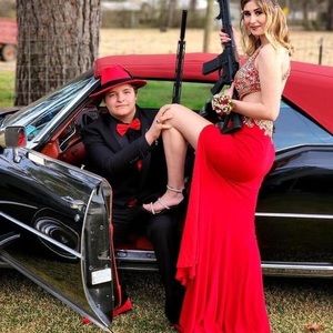 Meet your Posher, Chloe